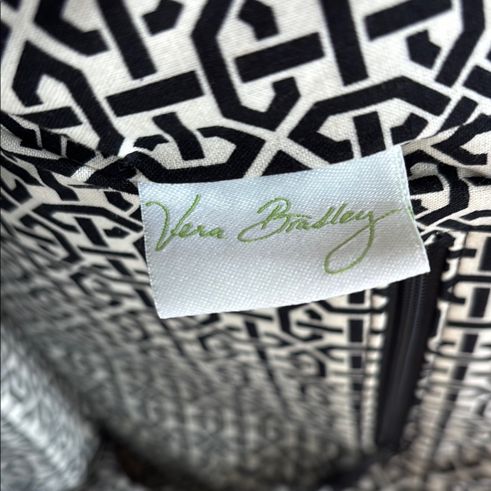 LIKE NEW! Vera Bradley Eloise Kisslock Floral Quilted Handbag - Picture 7 of 12